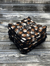 Brown & Black Plaid with Paw Print Make-Up Remover Pads