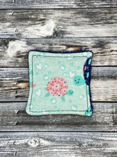 Cute Turtles on Aqua w/ Navy Make-up Remover Pads