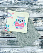 Owl on Yellow Make-up Remover Pads